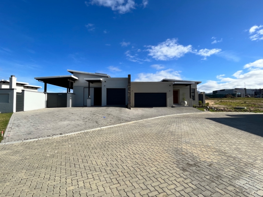 2 Bedroom Property for Sale in Eden Residential Estate Western Cape